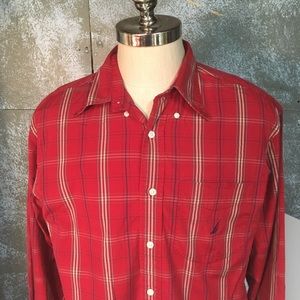 Nautica 80’d two ply cotton men’s L plaid red
